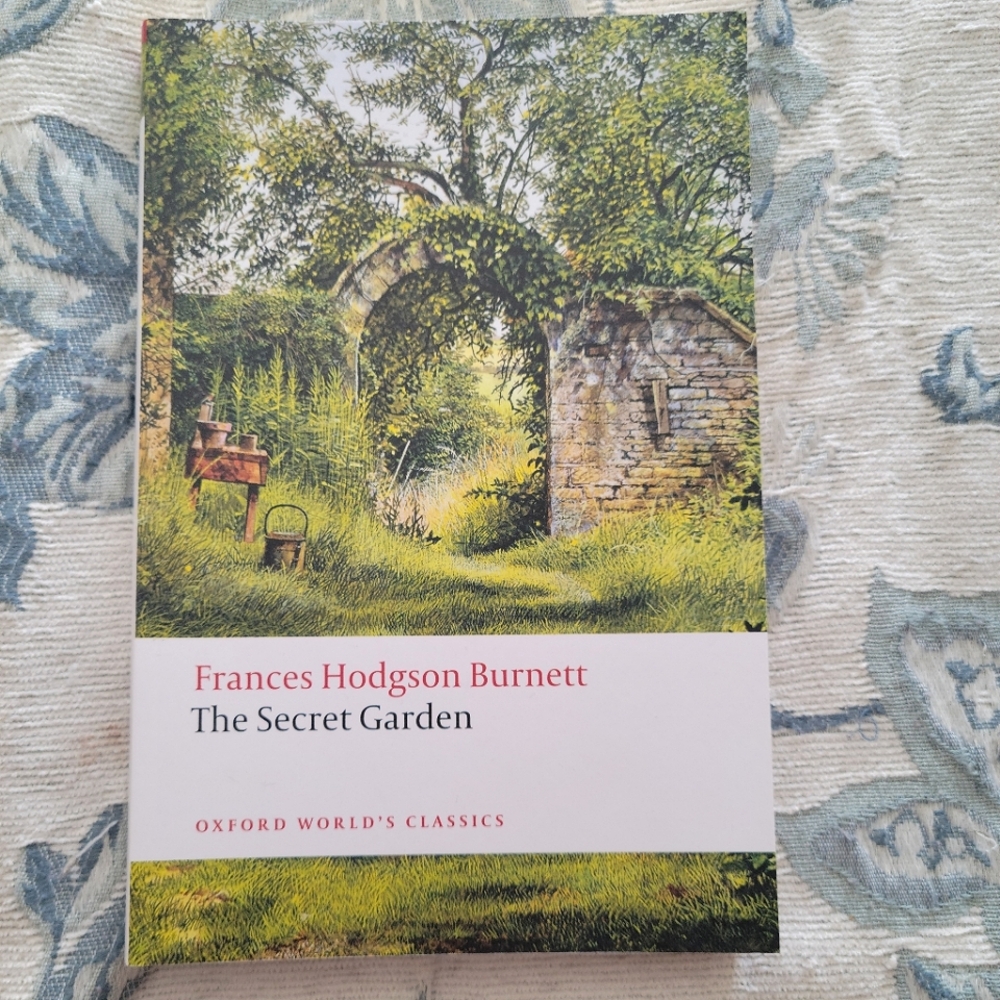 (2/$25) Frances Hodgson Burnett's The Secret Garden - Oxford World's Classics